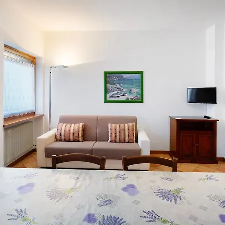 Malibu 2 Apartment *